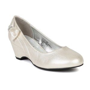 Big Kid Teen Girl Round Toe Bow Kiddie Heel Wedge Sandal - Ivory size 6